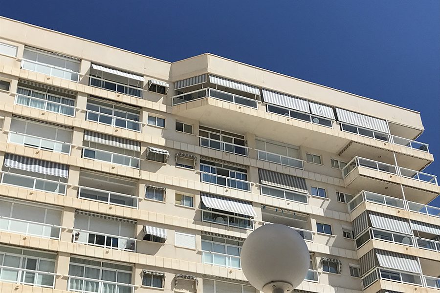 alhambra1 p5uesskd0cz2dzm71g1kx1igc7ecs85u57rcgjr434 - Edificio Alhambra